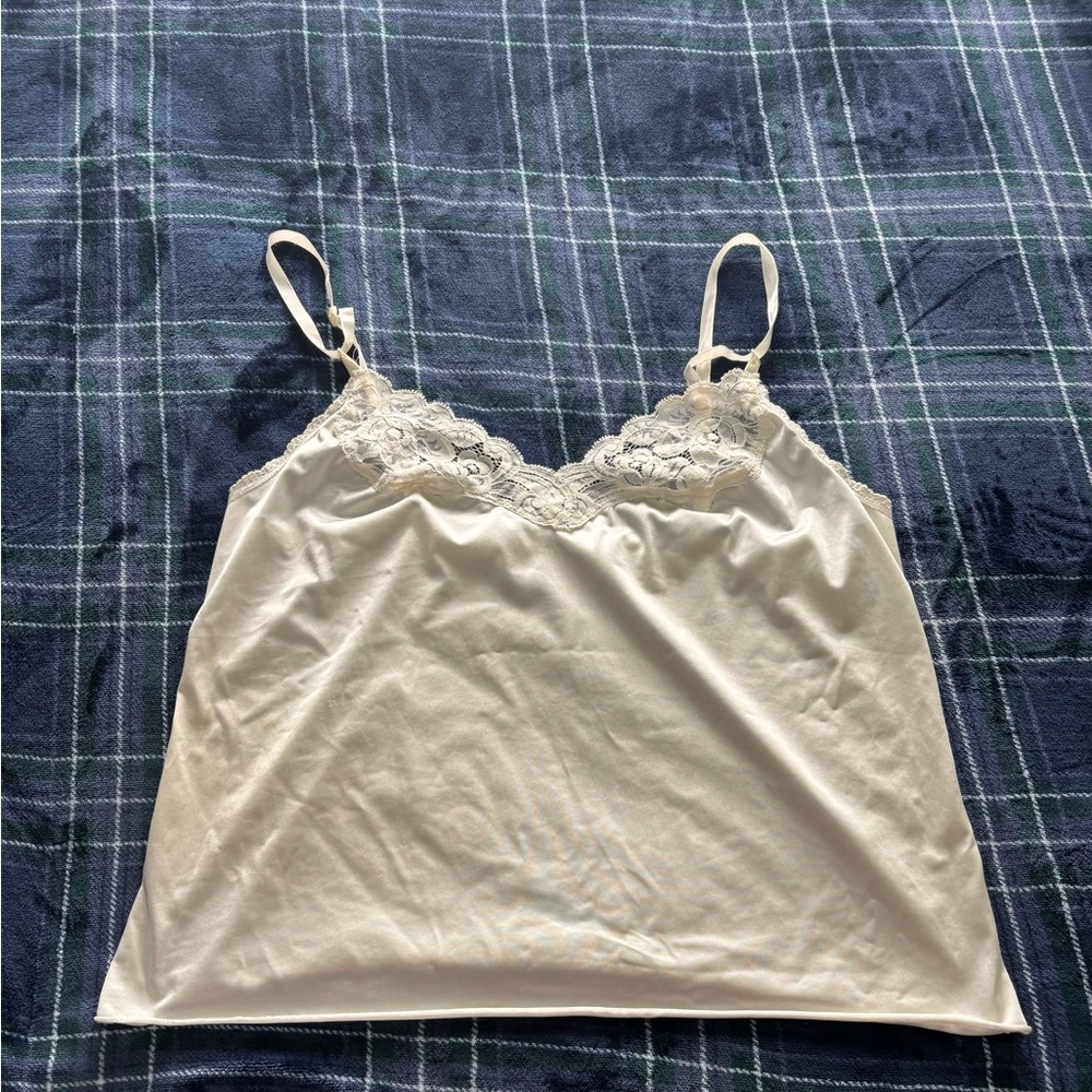 Vintage 70s/80s vanity fair cream lace lined cami size 36